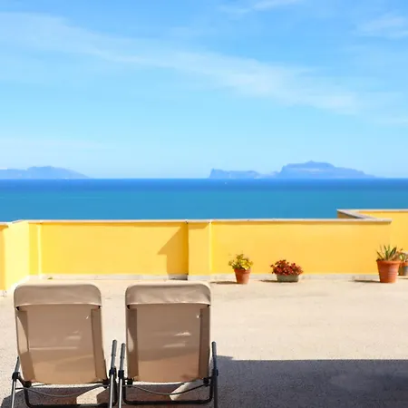 Apartamento La Terrazza Incantata Private Access To The *