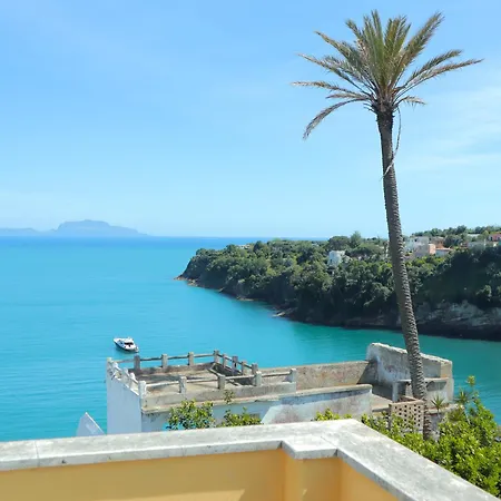 La Terrazza Incantata Private Access To The プロチーダ