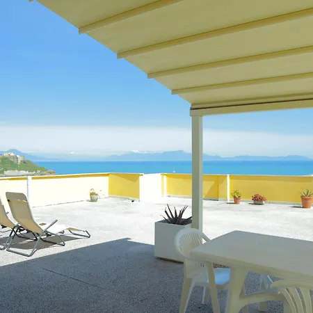 アパート La Terrazza Incantata Private Access To The プロチーダ