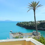 La Terrazza Incantata Private Access To The بروسيدا