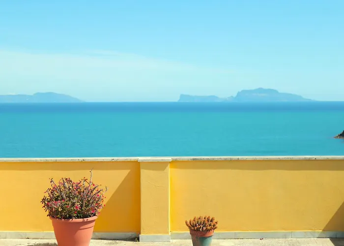 La Terrazza Incantata Private Access To The Lejlighed *
