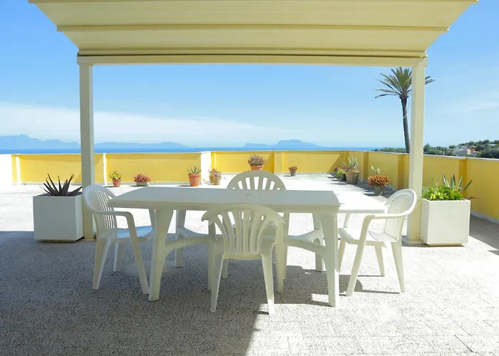 La Terrazza Incantata Private Access To The Lejlighed Procida