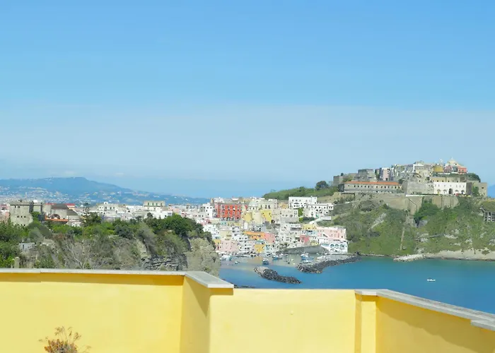 La Terrazza Incantata Private Access To The * Procida