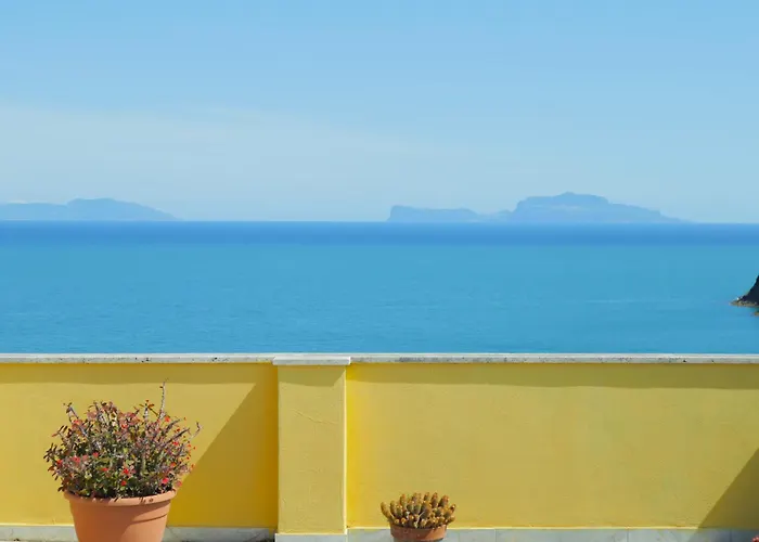 La Terrazza Incantata Private Access To The Lejlighed